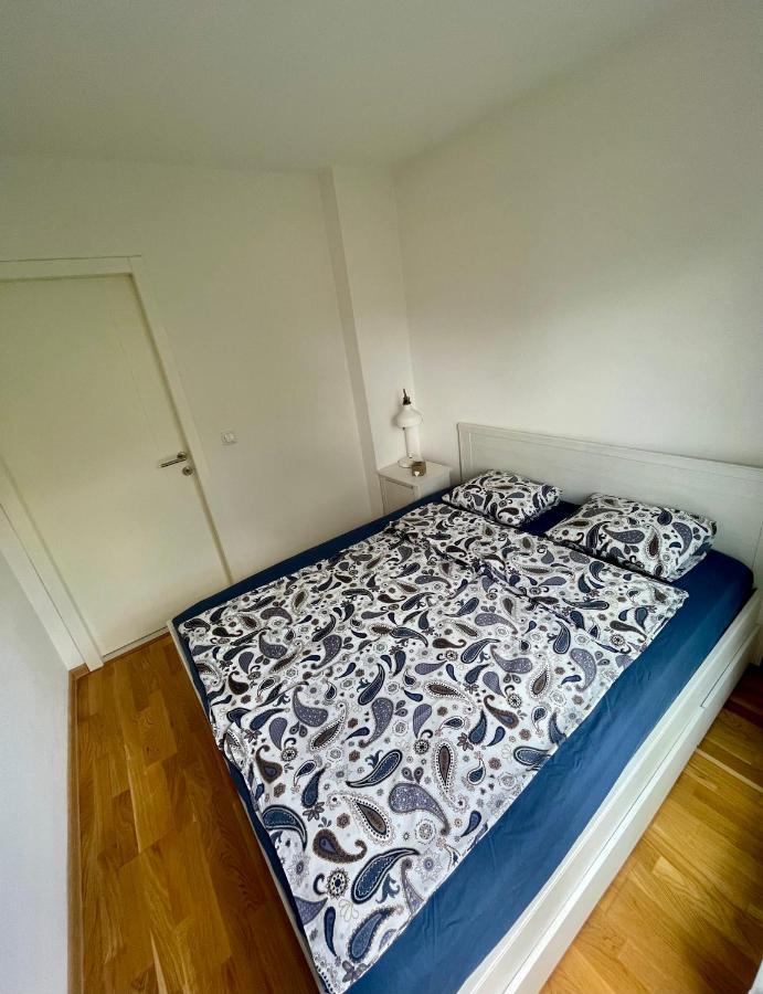 Apartment Like 1
